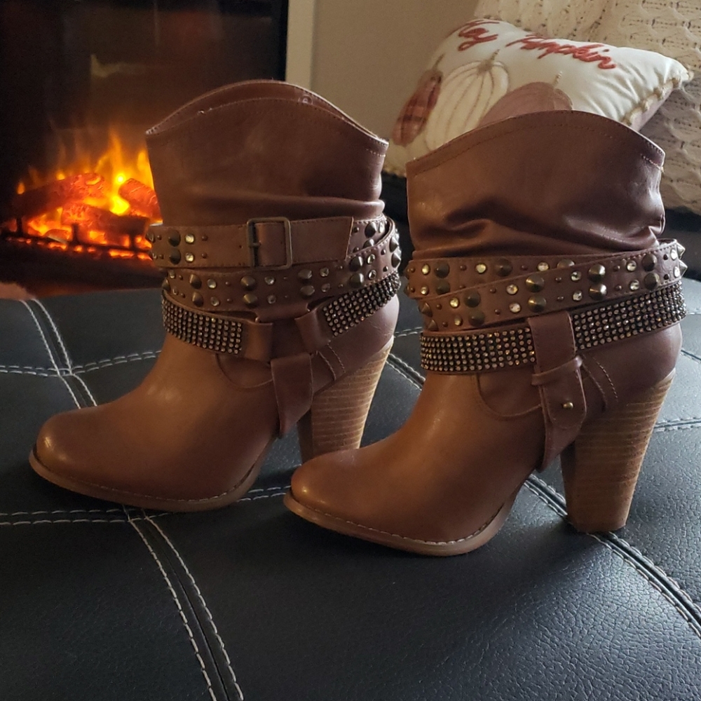 Rhinestones Ankle boots